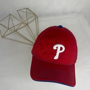Phillies Embroidered 39Thirty New Era MLB Genuine Merchandise Ball Cap